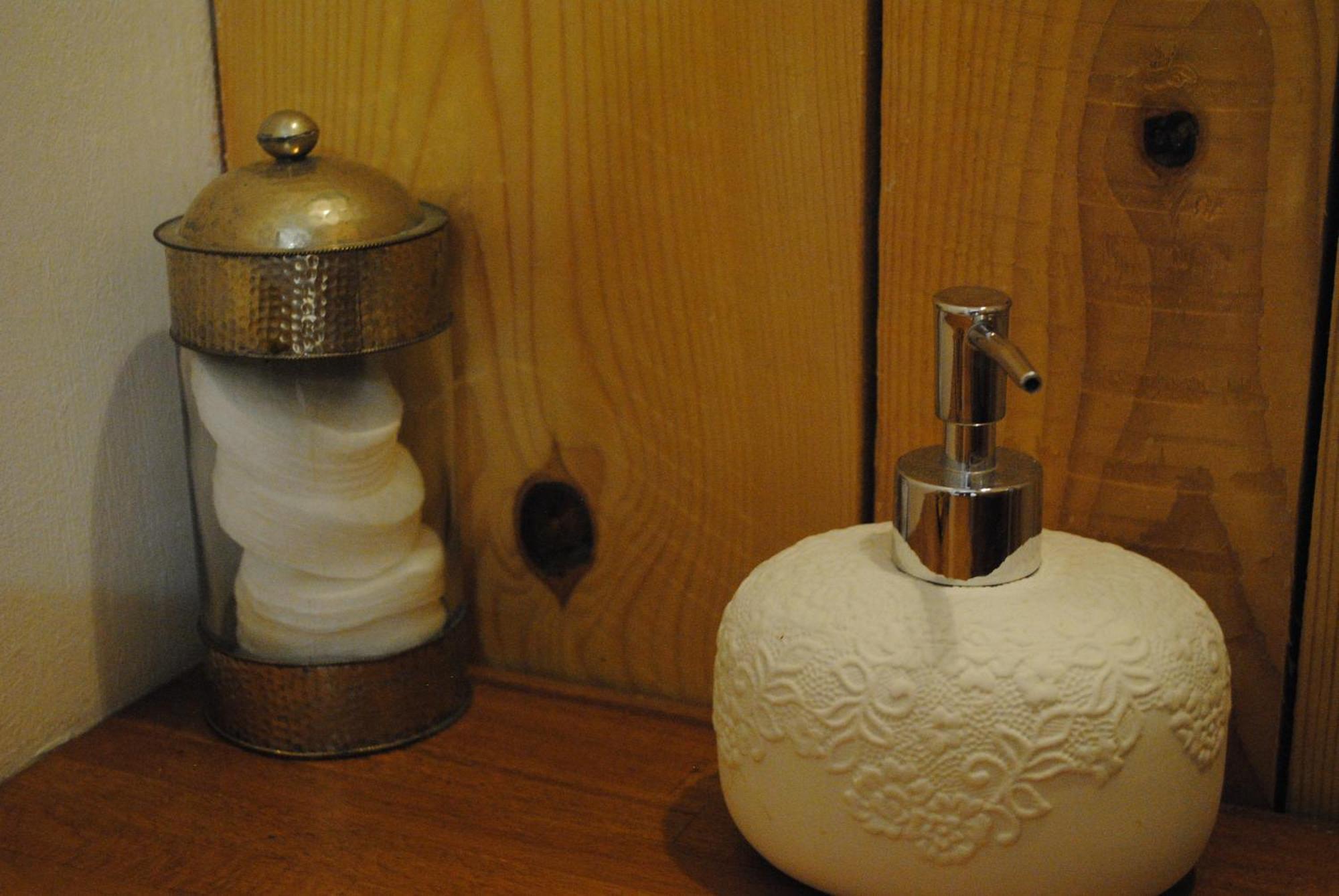 Chambres D'Hotes & Spa Le Relais De La Cavayere Carcassone Room photo